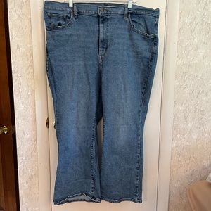 Very high rise and stretchy Jean. Very true to size.